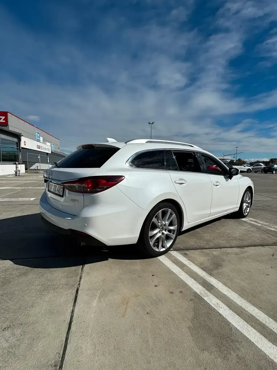 Gebraucht Mazda 6 177 PS (130 kW) 2013 Weiß Kombi