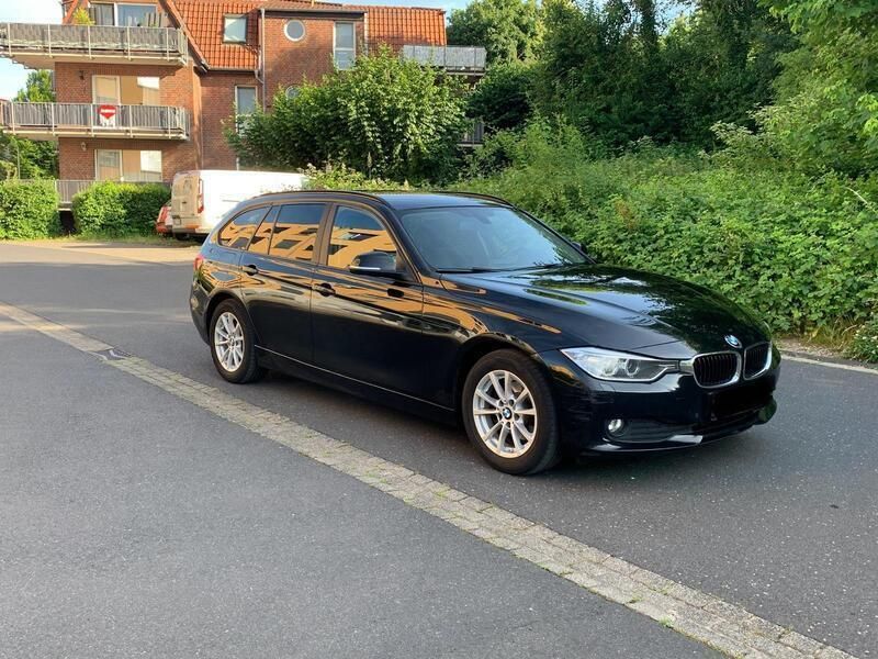 Schwarz Gebraucht 2015 BMW 318 Kombi | 7.700 € (Guter Preis) - Bild 1/4