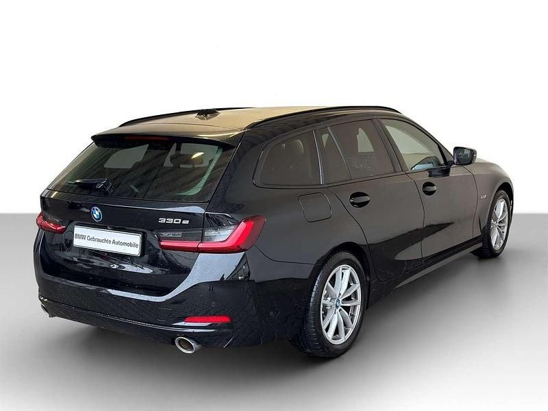 Gebraucht BMW 330e 292 PS (214 kW) 2022 Schwarz Kombi