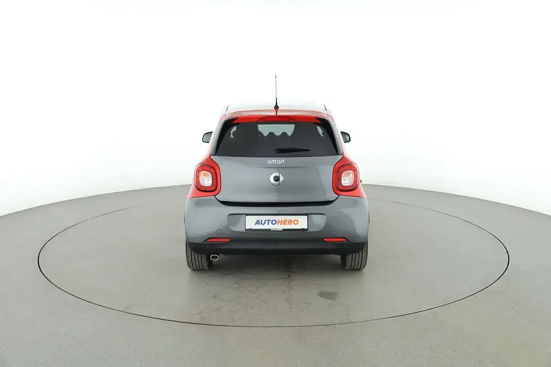 Gebraucht Smart ForFour Basis 90 PS (66 kW) 2019 Rot Kleinwagen