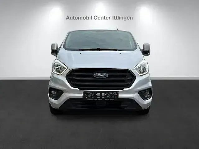 Gebraucht Ford Transit Custom 105 PS (77 kW) 2018 Silber Van / Kleinbus