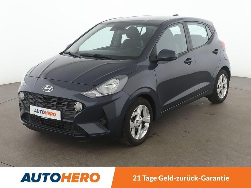 Grau Gebraucht 2021 Hyundai i10 Trend Kleinwagen | 11.770 € (Fairer Preis) - Bild 1/3