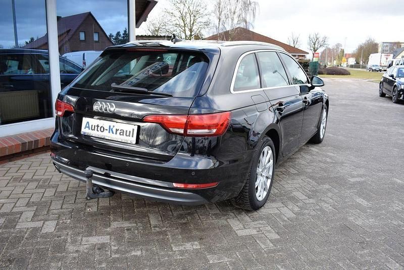 Gebraucht Audi A4 Sport 150 PS (110 kW) 2016 Schwarz Kombi