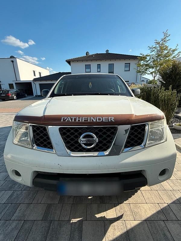 Weiß Gebraucht 2007 Nissan Pathfinder SUV | 4.500 € (Fairer Preis) - Bild 1/4