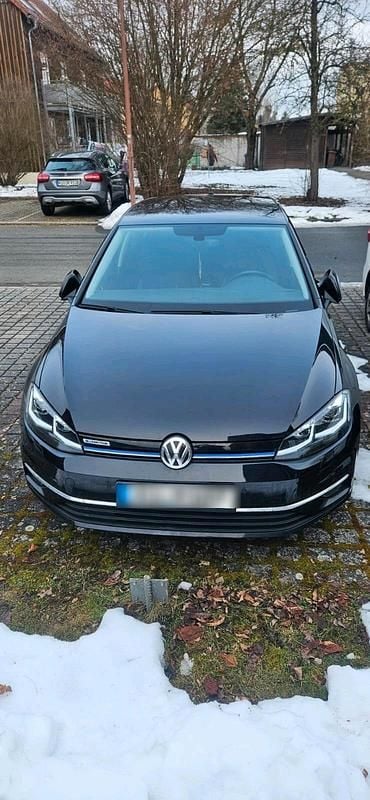 Schwarz Gebraucht 2019 VW Golf Limousine | 16.000 € (Guter Preis) - Bild 1/4
