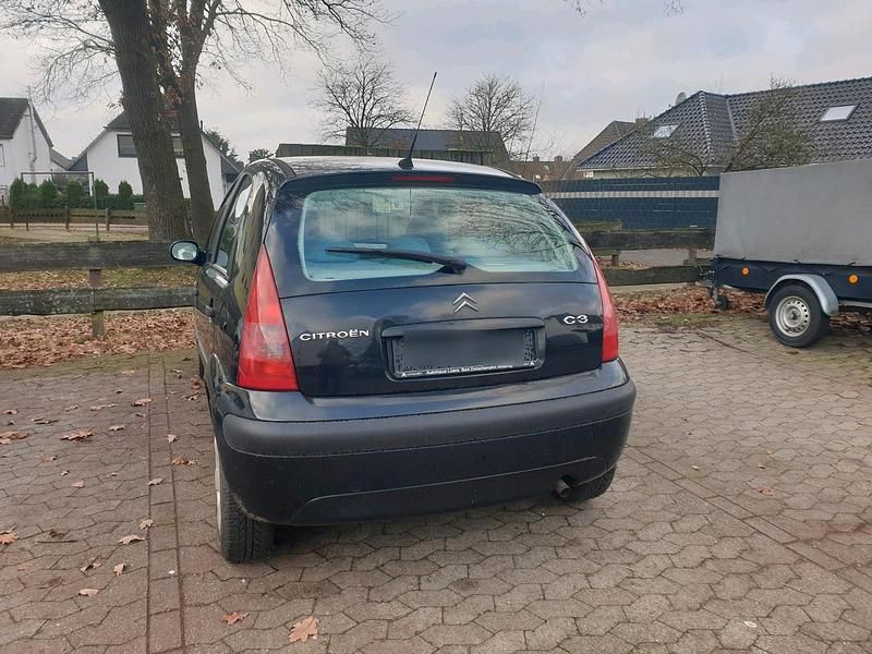 Gebraucht Citroën C3 75 PS (55 kW) 2003 Schwarz Kleinwagen