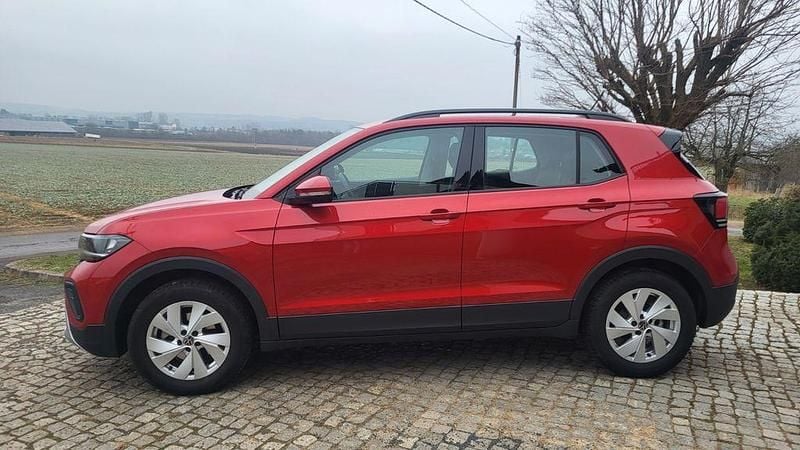 Gebraucht VW T-Cross 116 PS (85 kW) 2024 Rot SUV