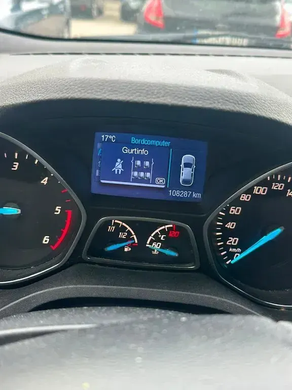 Gebraucht Ford Kuga Titanium 140 PS (102 kW) 2014 Pantherschwarz metallic SUV