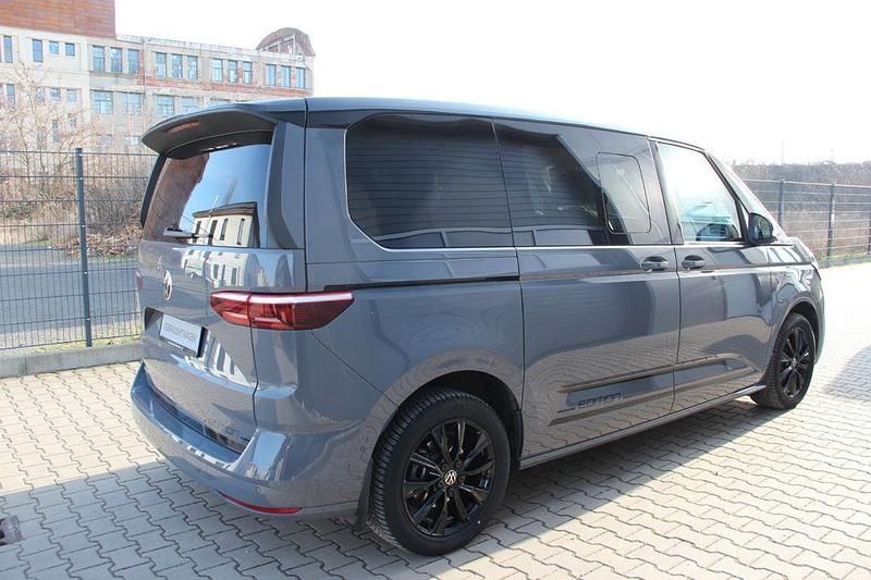 Gebraucht VW Multivan Life 150 PS (110 kW) 2023 Grau Van