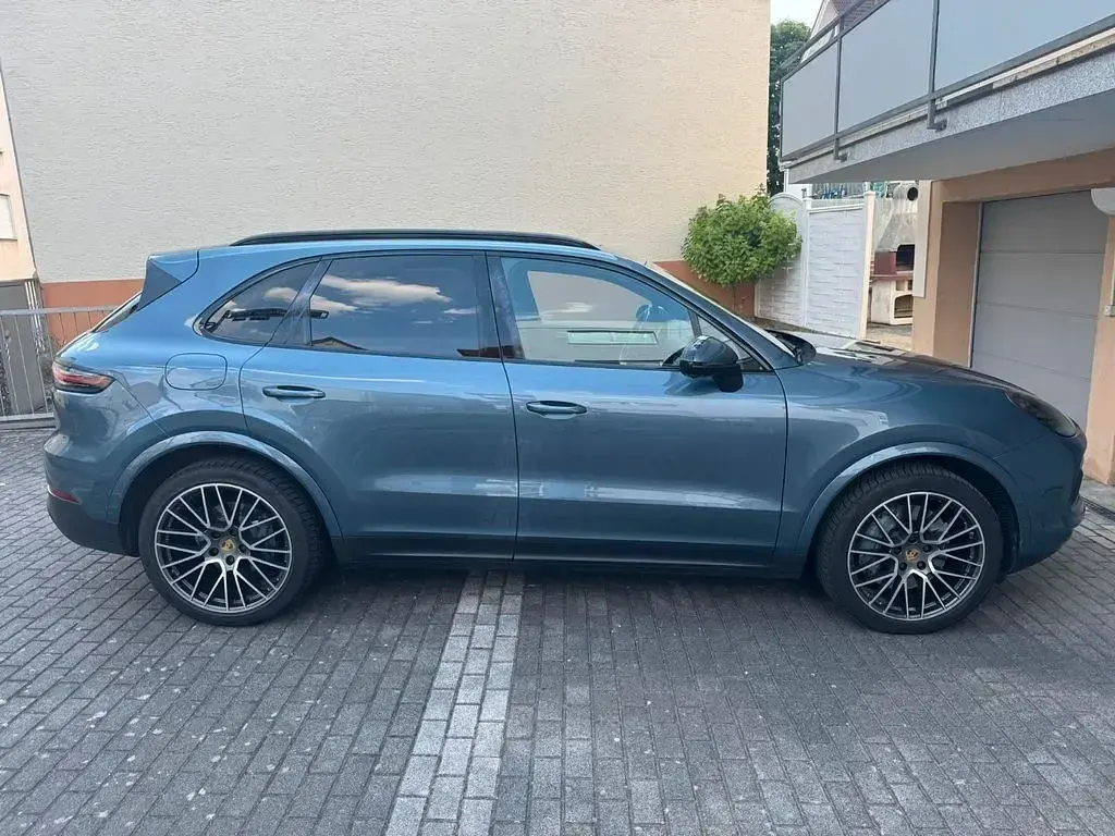 Gebraucht Porsche Cayenne 441 PS (324 kW) 2018 Blau SUV