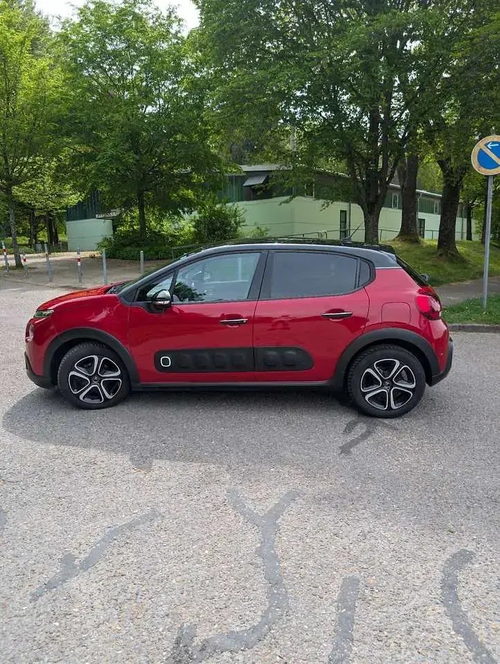 Gebraucht Citroën C3 Feel 110 PS (80 kW) 2017 Rot Limousine