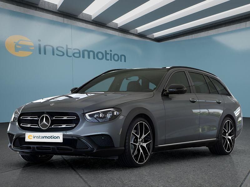 Grau Gebraucht 2023 Mercedes E220 Kombi | 47.999 € - Bild 1/4