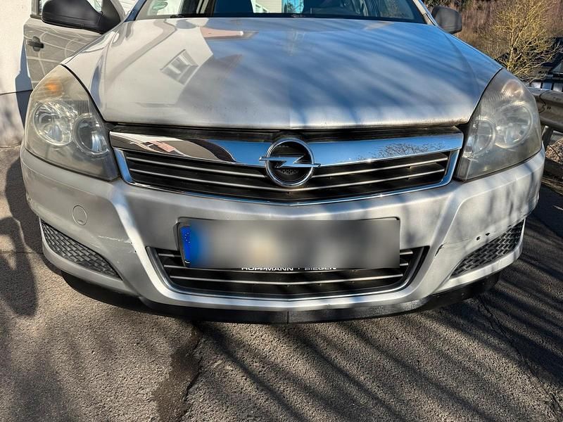 Gebraucht Opel Astra 90 PS (66 kW) 2009 Grau Kleinwagen
