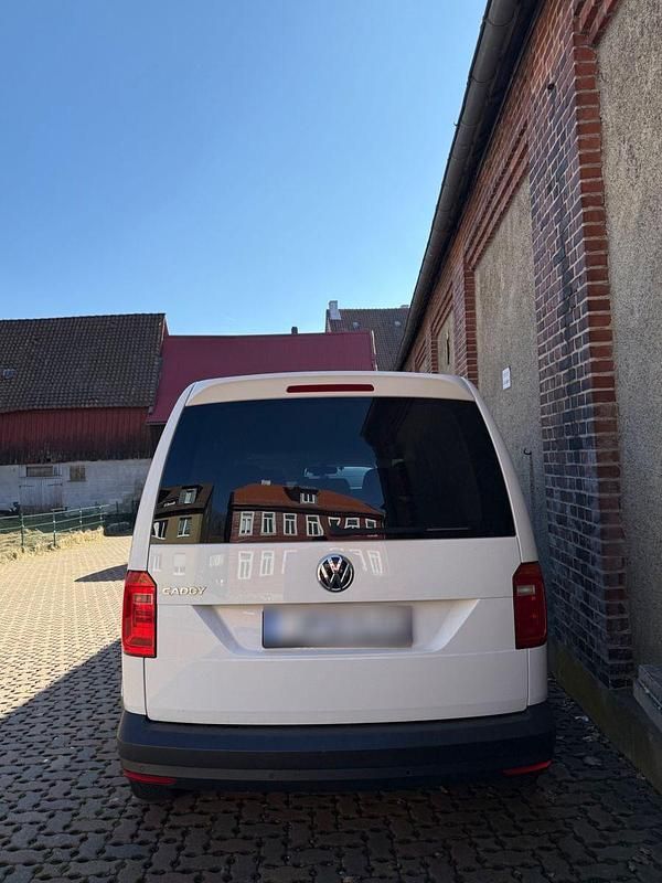Gebraucht VW Caddy 131 PS (96 kW) 2019 Weiß Van / Kleinbus