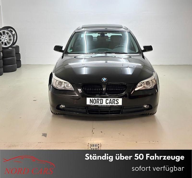 Schwarz Gebraucht 2004 BMW 520 Limousine | 11.900 € - Bild 1/4