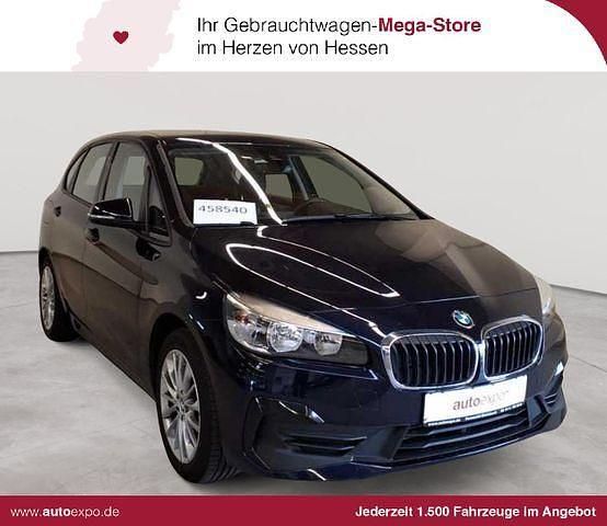 Imperialblau brillanteffekt metallic Gebraucht 2020 BMW 218 Active Tourer Advantage Van / Kleinbus | 18.790 € (Fairer Preis) - Bild 1/4