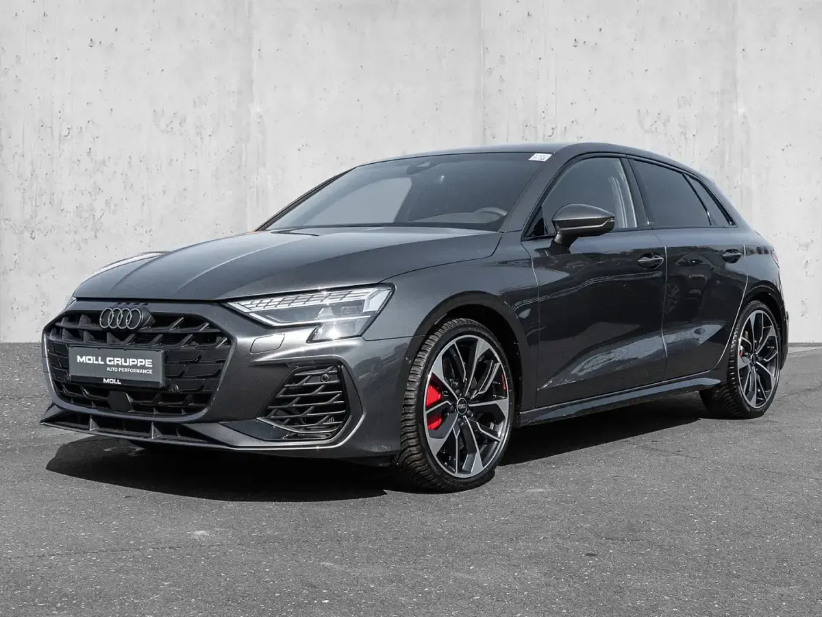 Gebraucht Audi S3 Sport 333 PS (244 kW) 2025 Daytonagrau perleffekt (metallic) Limousine