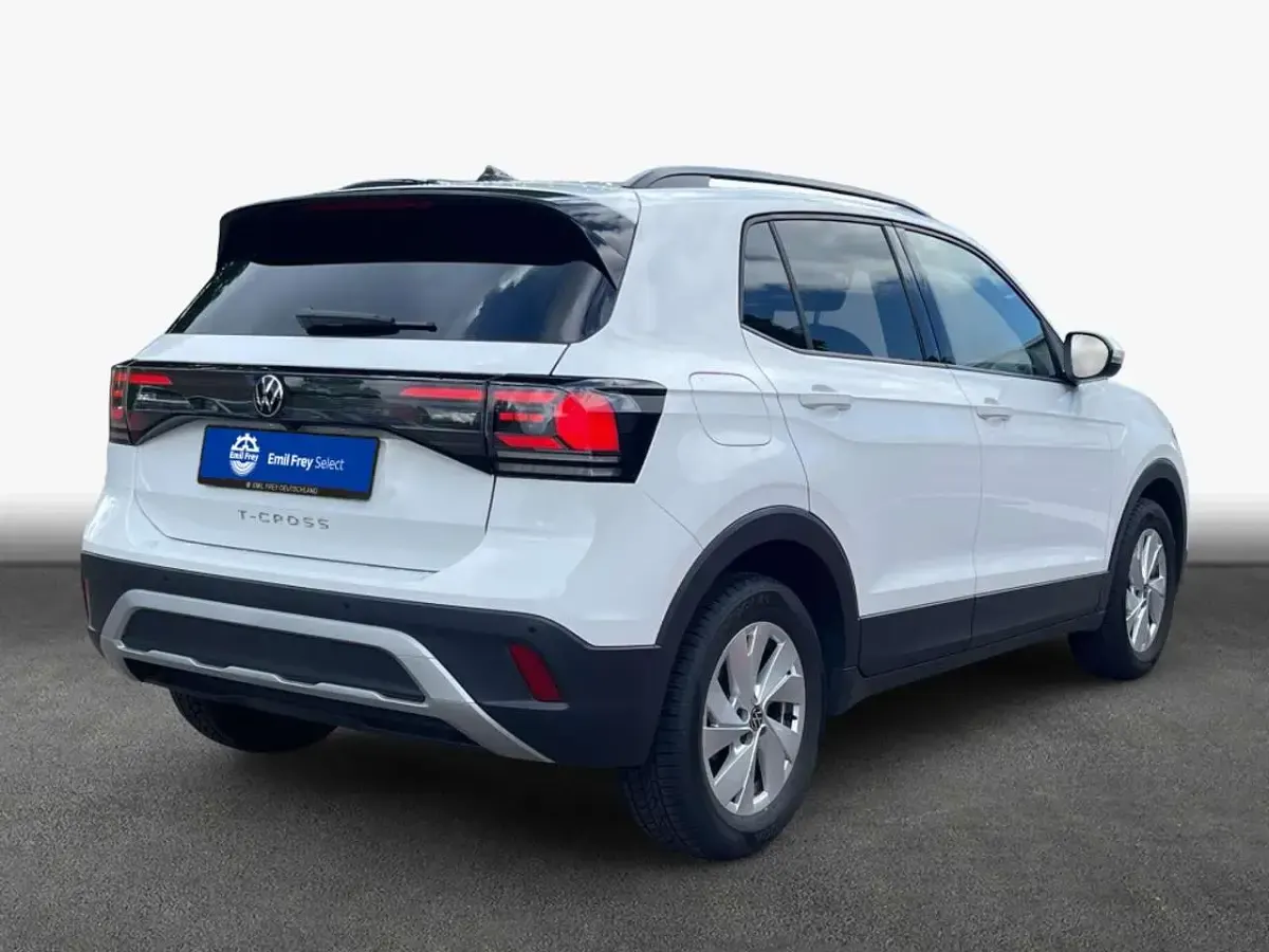 Gebraucht VW T-Cross IQ Drive 116 PS (85 kW) 2025 Pure white SUV