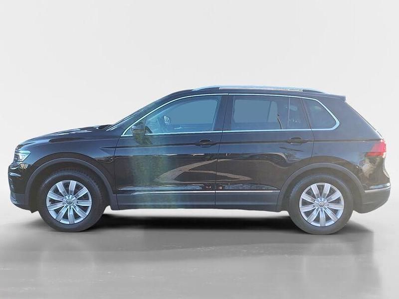Gebraucht VW Tiguan Highline 150 PS (110 kW) 2020 Schwarz SUV