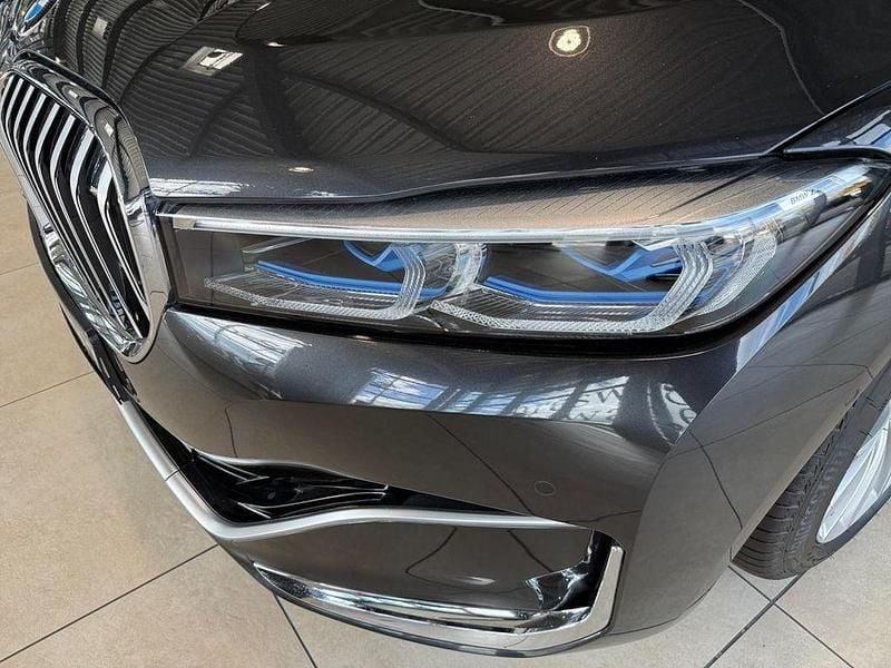 Gebraucht BMW 750 Performance 530 PS (389 kW) 2020 Grau Limousine