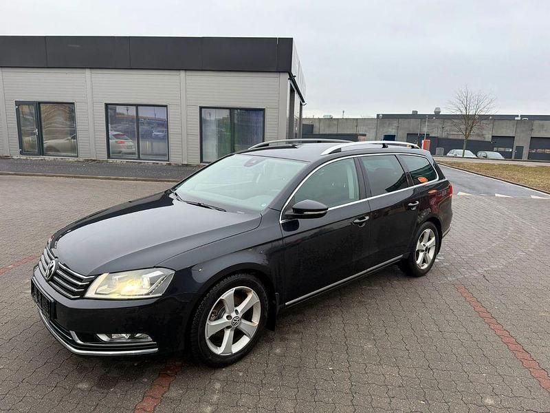 Gebraucht VW Passat Highline 140 PS (102 kW) 2012 Schwarz Limousine