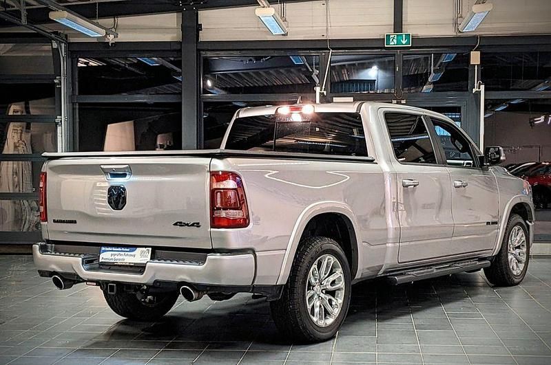 Gebraucht Dodge Ram 396 PS (291 kW) 2022 Silber Abholung