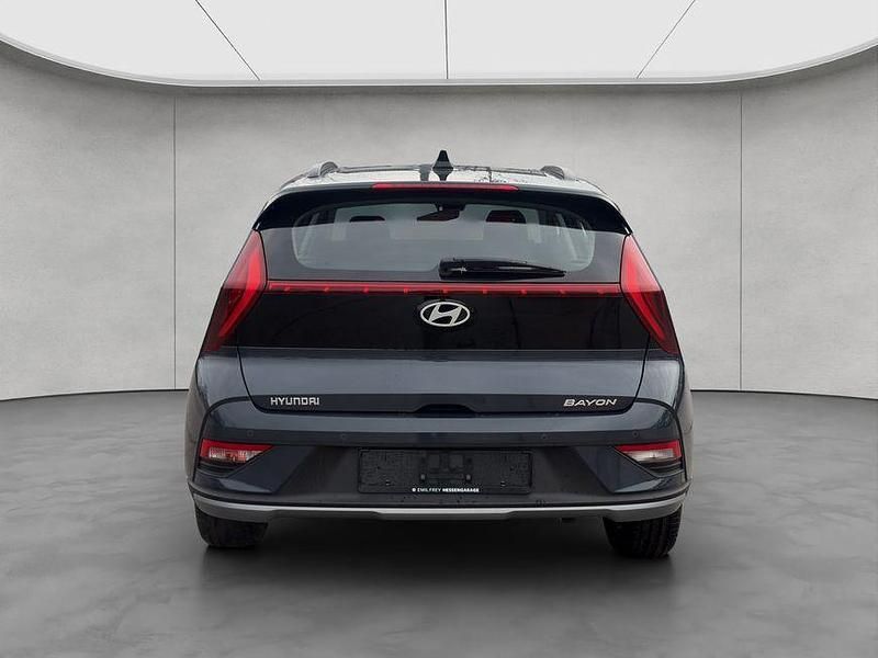 Neu Hyundai Bayon Trend 101 PS (74 kW) 2026 Grau SUV