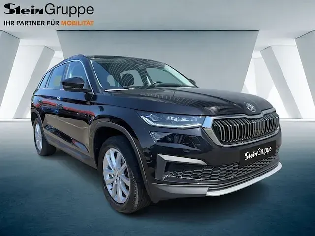 Gebraucht Skoda Kodiaq Style 150 PS (110 kW) 2022 Blackmagic perleffekt SUV