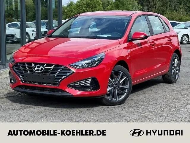 Engine red / sol Neu 2024 Hyundai i30 Trend Limousine | 24.600 € (Guter Preis) - Bild 1/4