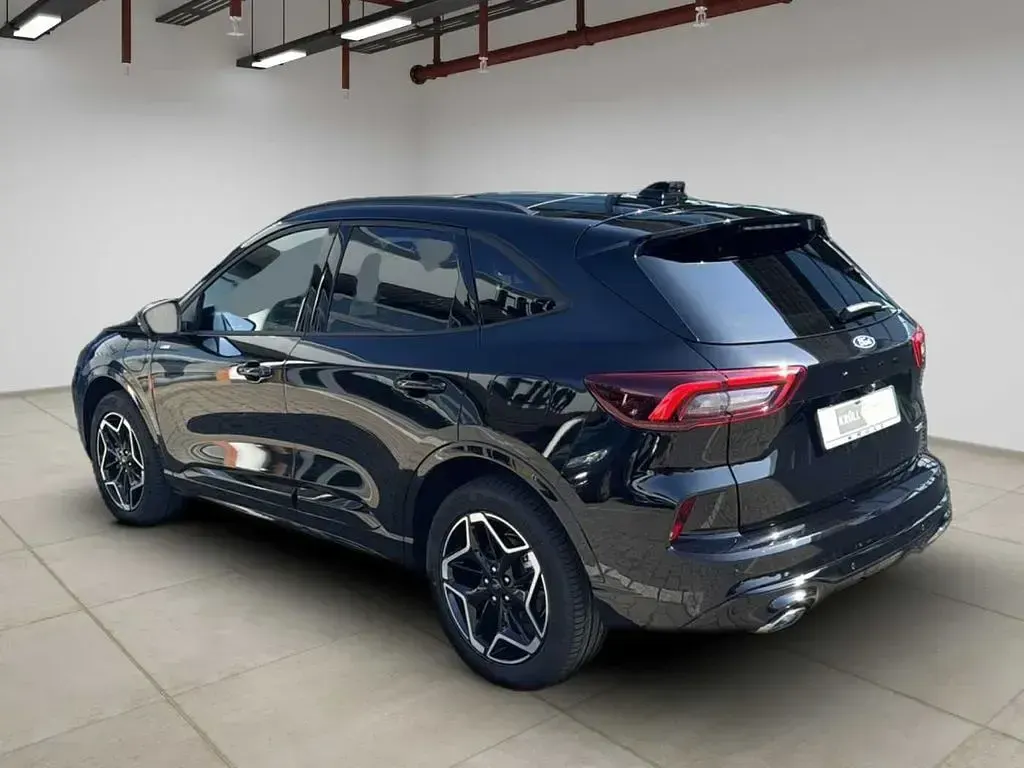 Neu Ford Kuga ST-Line 242 PS (177 kW) 2026 Schwarz SUV