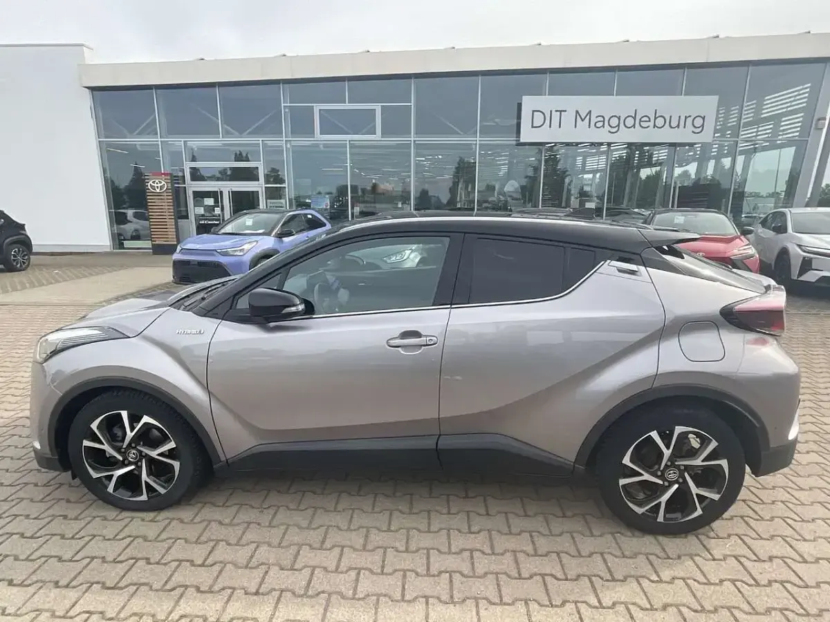 Gebraucht Toyota C-HR Plus 122 PS (89 kW) 2017 Metalstreamgrau metallic / dach schwarz SUV