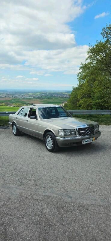 Silber Gebraucht 1988 Mercedes 420 Limousine | 19.000 € - Bild 1/4