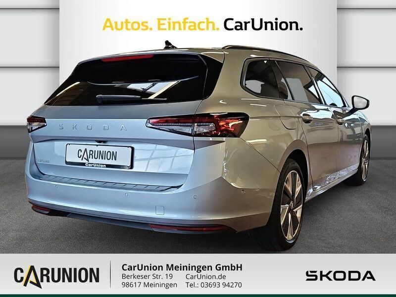 Gebraucht Skoda Superb 150 PS (110 kW) 2024 Silber Kombi