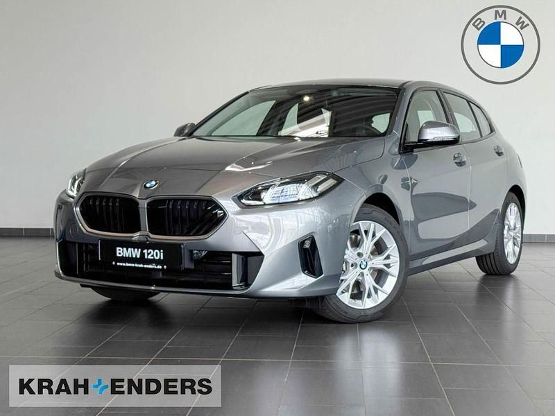 Neu BMW 120 170 PS (125 kW) 2026 Grau Kleinwagen