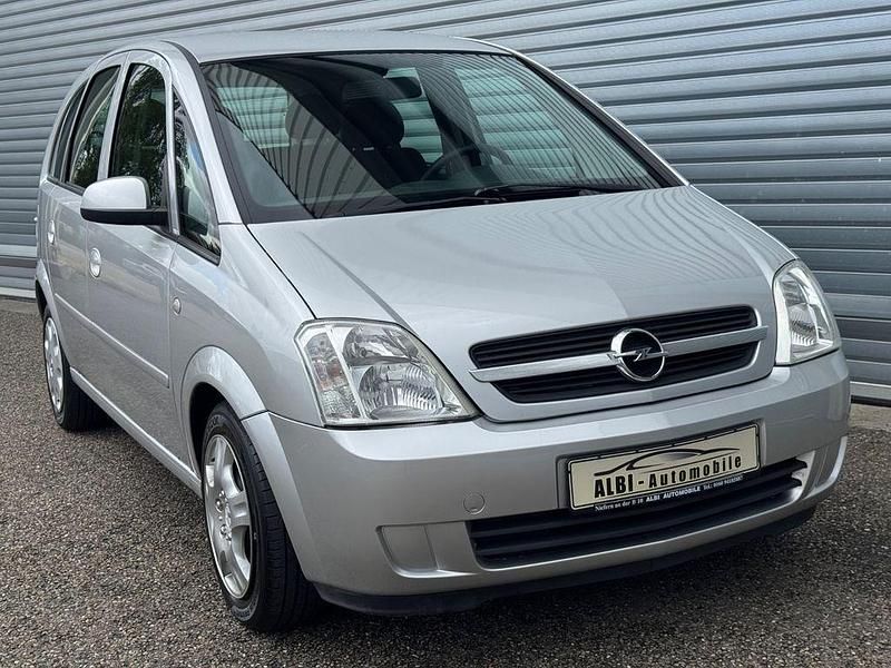 Gebraucht Opel Meriva Edition 90 PS (66 kW) 2005 Silber Van / Kleinbus