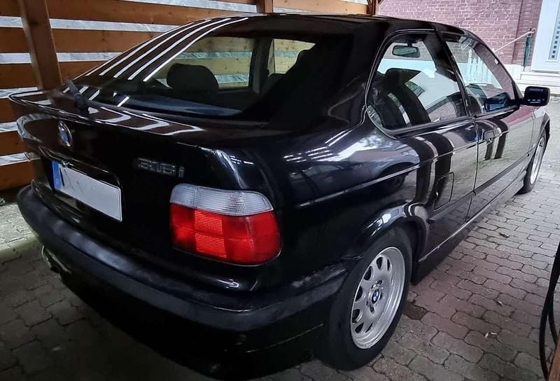 Gebraucht BMW 316 102 PS (75 kW) 1997 Coupé