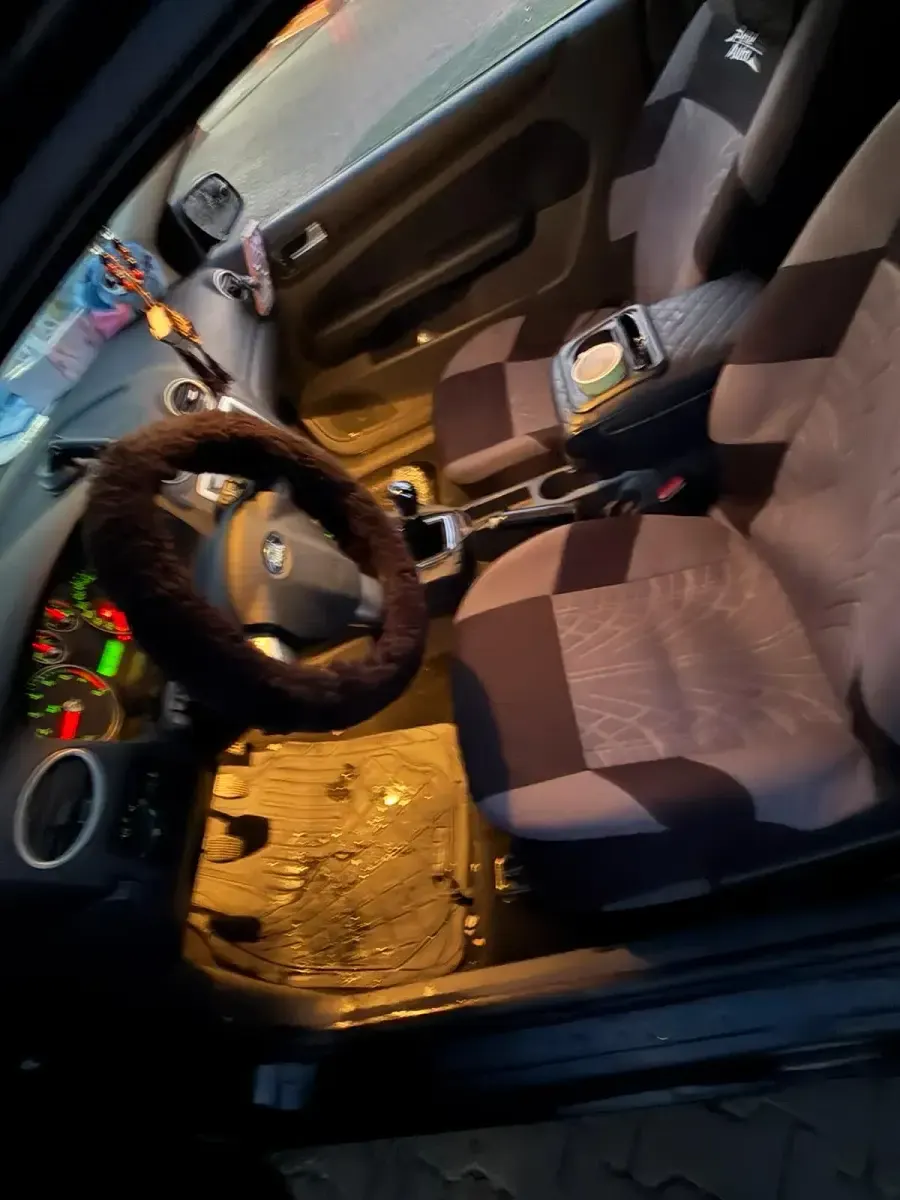 Usata Ford Focus 116 CV (85 kW) 2006 Nero Utilitaria