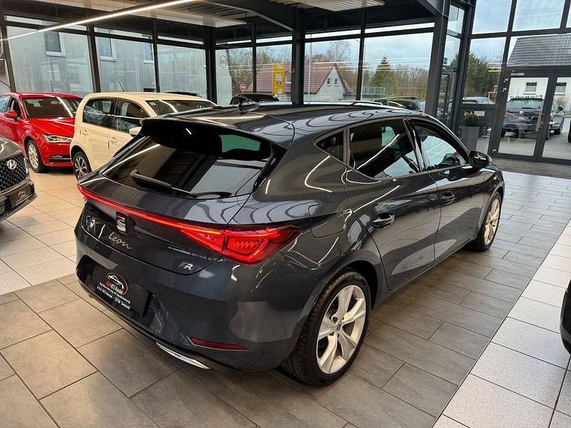Gebraucht Seat Leon FR 150 PS (110 kW) 2022 Grau Limousine