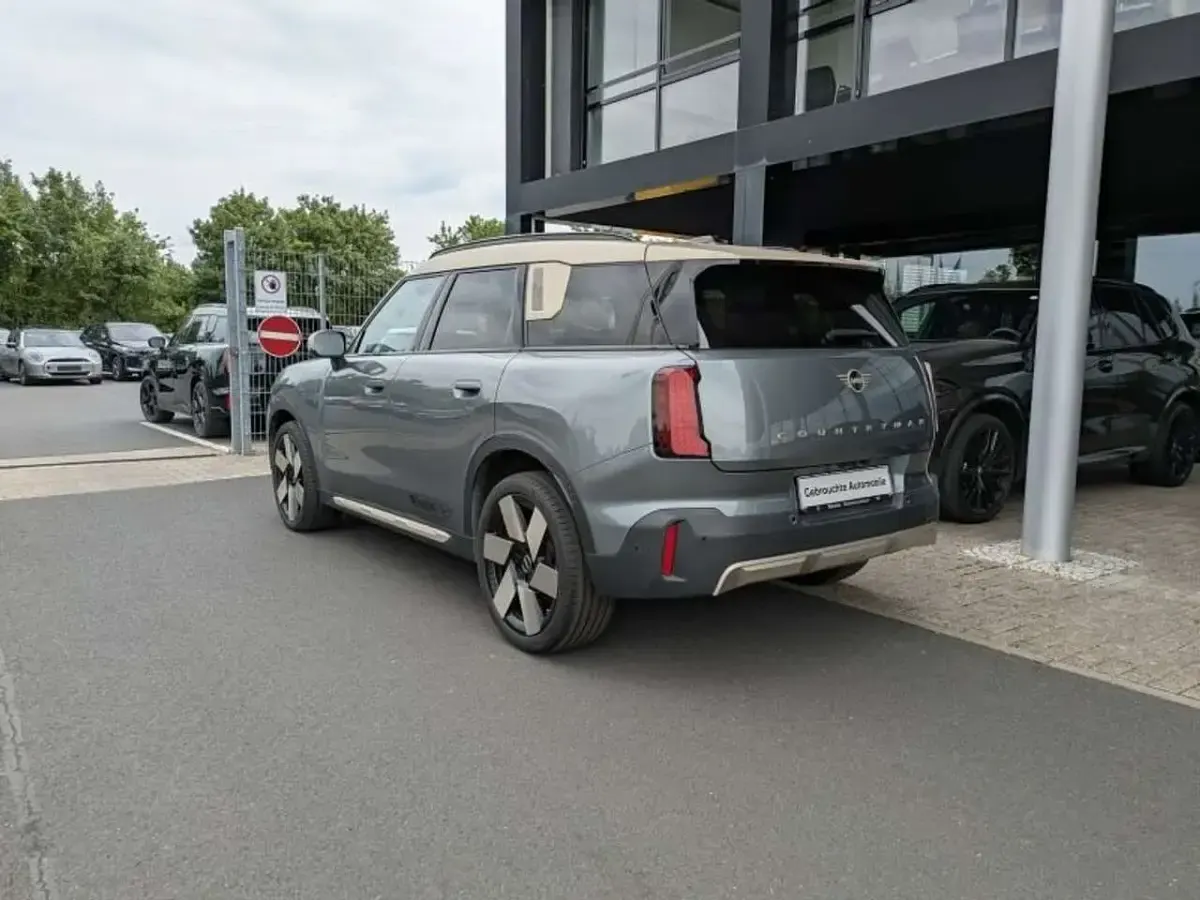 Gebraucht Mini Countryman 156 PS (114 kW) 2025 Grün SUV