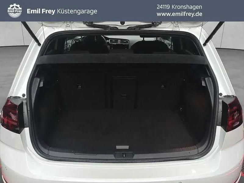 Weiß Gebraucht 2019 VW Golf VII GTI Limousine | 23.580 € (Fairer Preis) - Bild 1/4