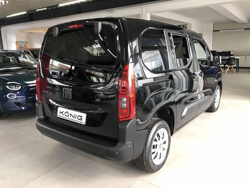 Gebraucht Fiat Doblò 102 PS (75 kW) 2026 Schwarz Van / Kleinbus