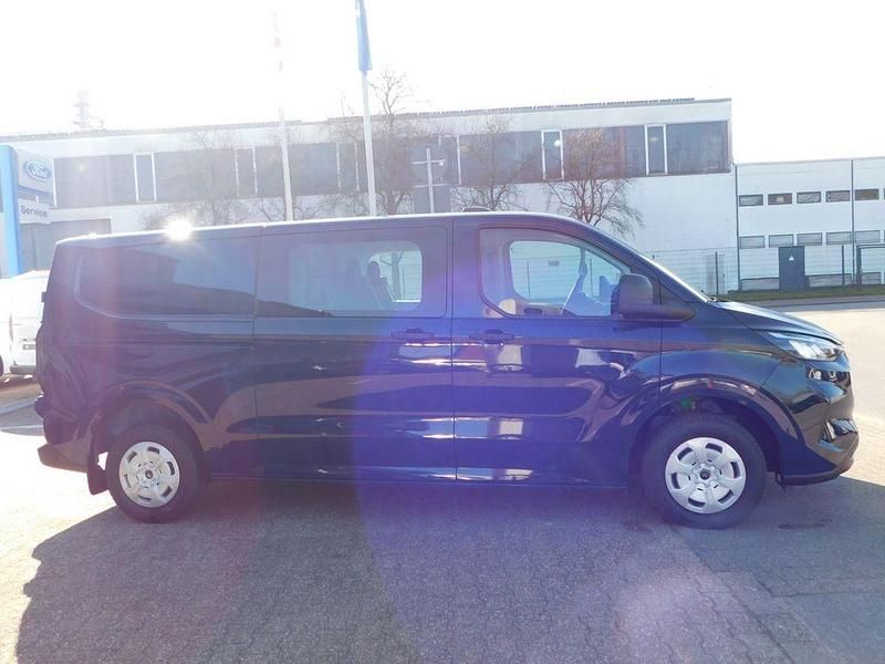Neu Ford Transit Custom 136 PS (100 kW) 2026 Blau Van / Kleinbus