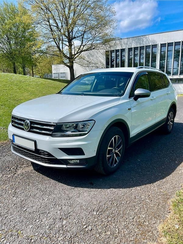 Weiß Gebraucht 2019 VW Tiguan Allspace SUV | 23.999 € (Superpreis) - Bild 1/4