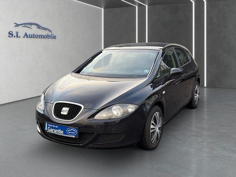 Second-hand Seat Leon Reference 102 CP (75 kW) 2006 Negru Hatchback