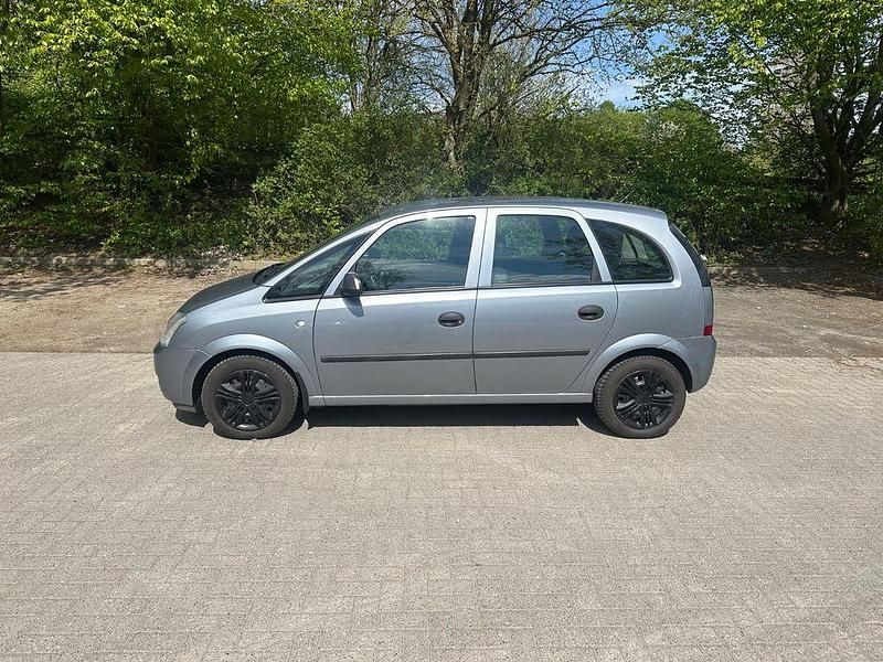 Usata Opel Meriva 101 CV (74 kW) 2003 Blu Monovolume