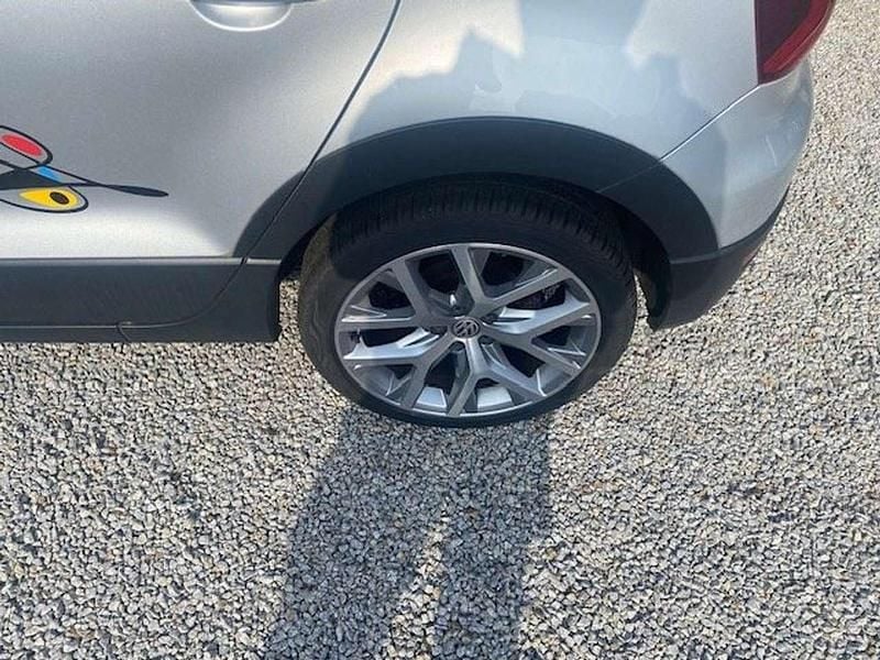 Gebraucht VW Polo Cross 110 PS (80 kW) 2015 Reflexsilber metallic Kleinwagen