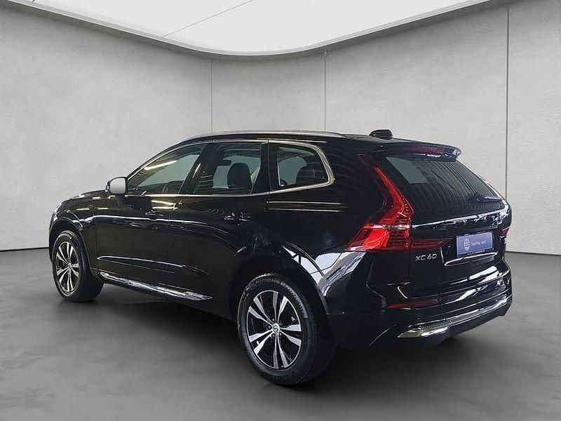 Second-hand Volvo XC60 Core 455 CP (334 kW) 2023 Negru SUV