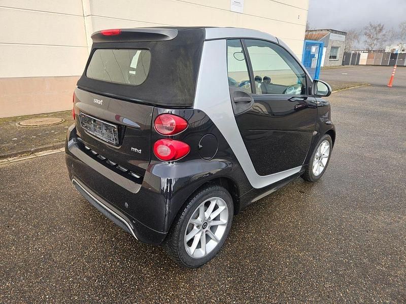 Gebraucht Smart ForTwo Cabrio 71 PS (52 kW) 2013 Schwarz Cabrio