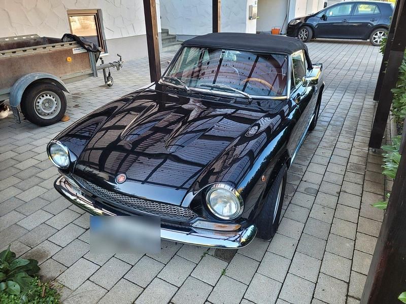 Gebraucht Fiat 124 Spider 111 PS (81 kW) 1978 Schwarz Cabrio