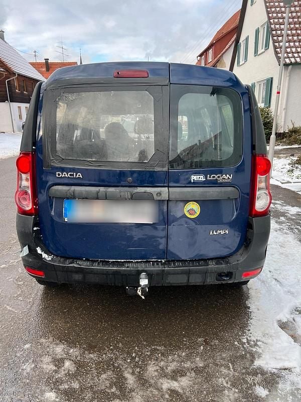 Blau Gebraucht 2012 Dacia Logan Kombi | 1.390 € (Superpreis) - Bild 1/4